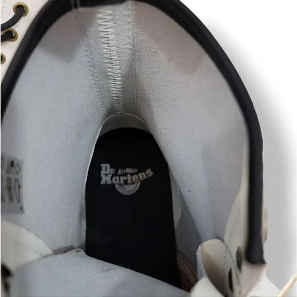 NEW Dr. Martens Zavala T Lamper Combat Boot in White Leather Unisex M 10/W 11 - Picture 13 of 15